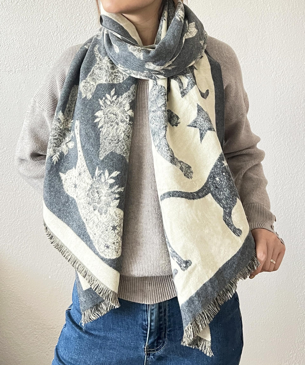stylesilove Women Cute Cat Print Cashmere Scarf Warm Ultra Soft Fringe Scarves Shawl Neck Wraps for Autumn and Winter