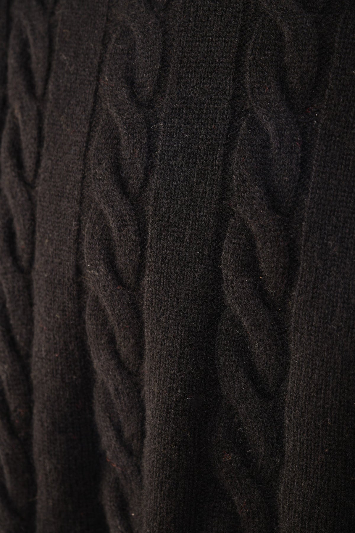 Manrico Cashmere Cable Knit Sweater