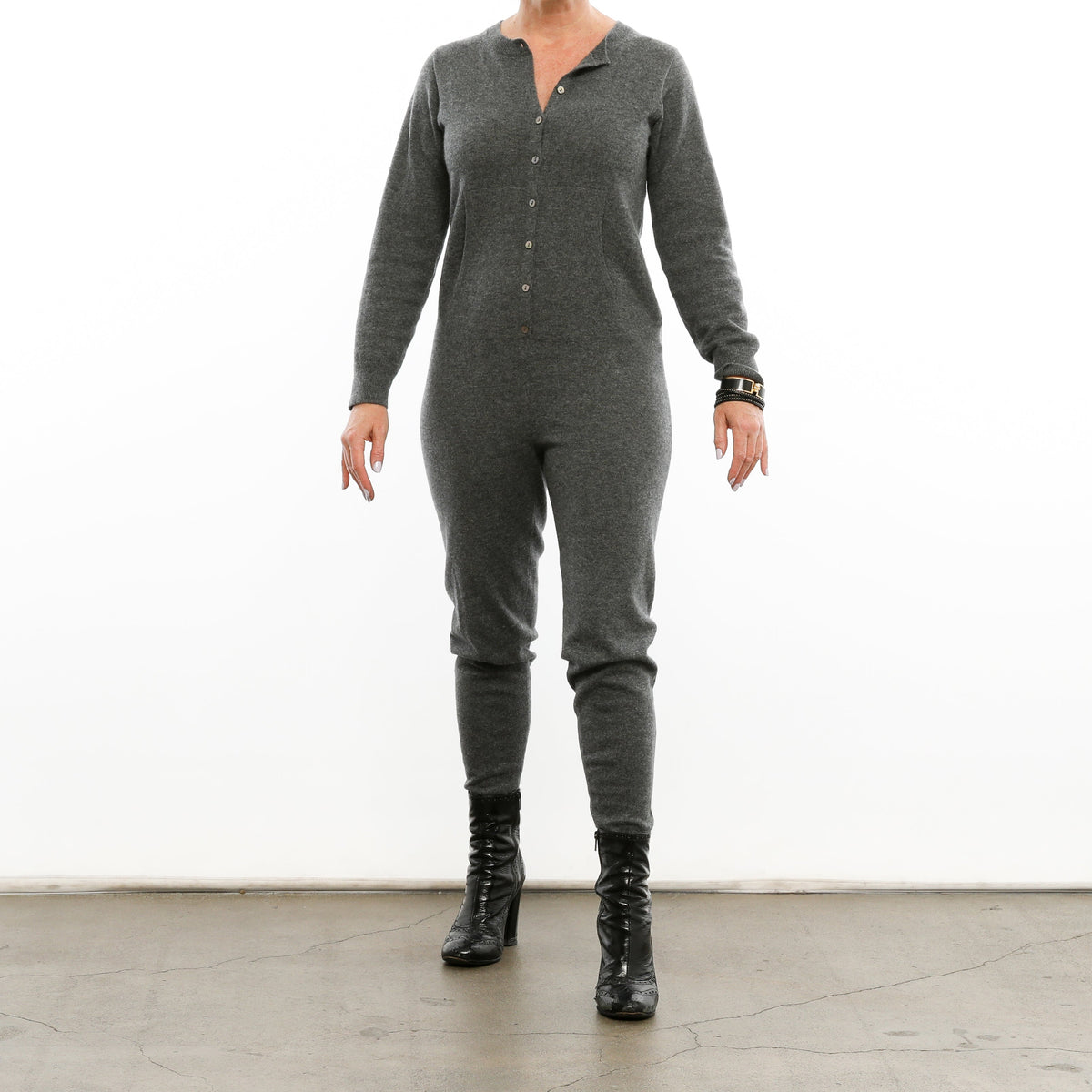 Women's Luxury Cashmere Onesie – 100% Mongolian Cashmere Loungewear Gift for Her